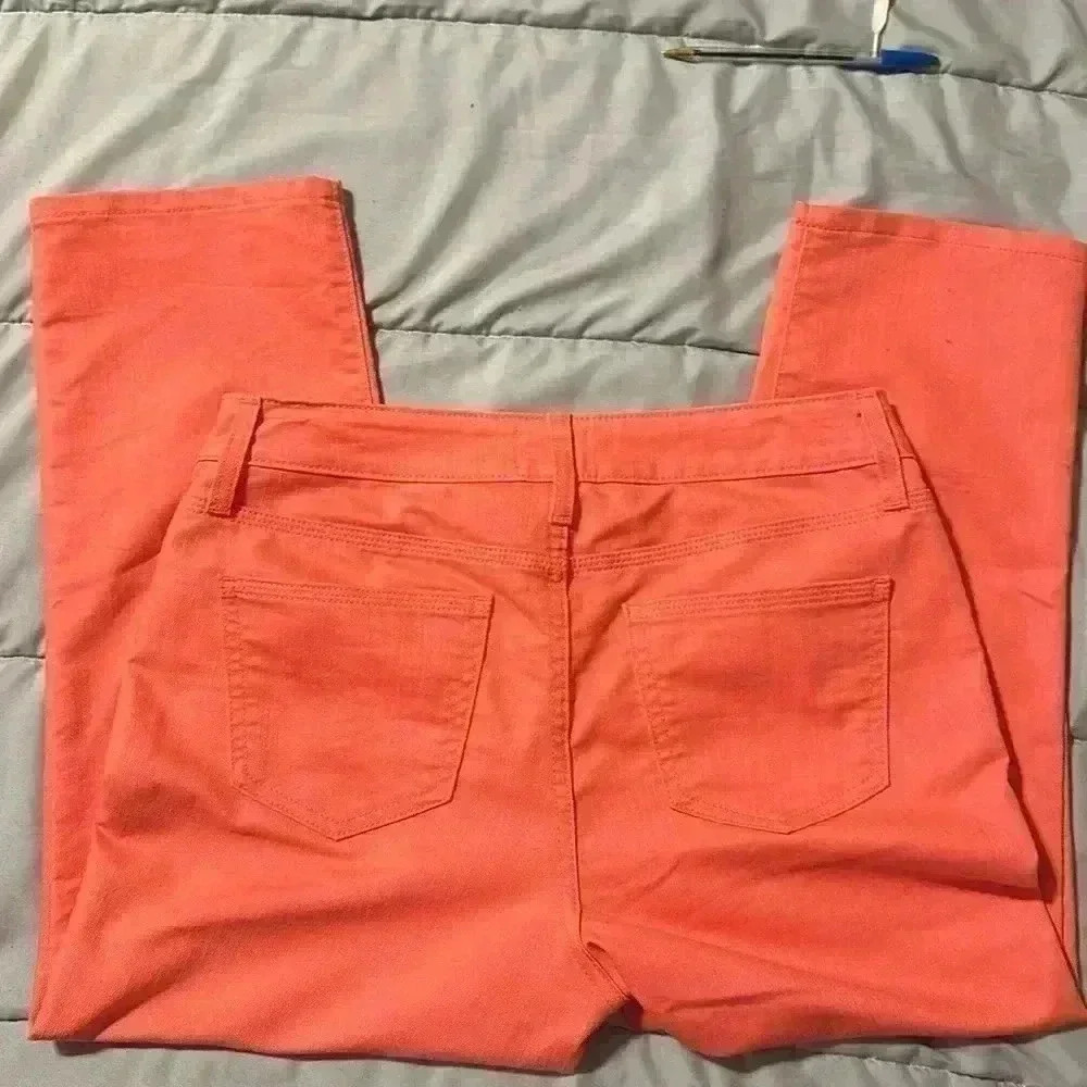 Business Casual St. John’s Bay Women’s Jeggings - Picture 2 of 3